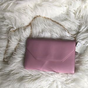 14th & Union gold chain clutch